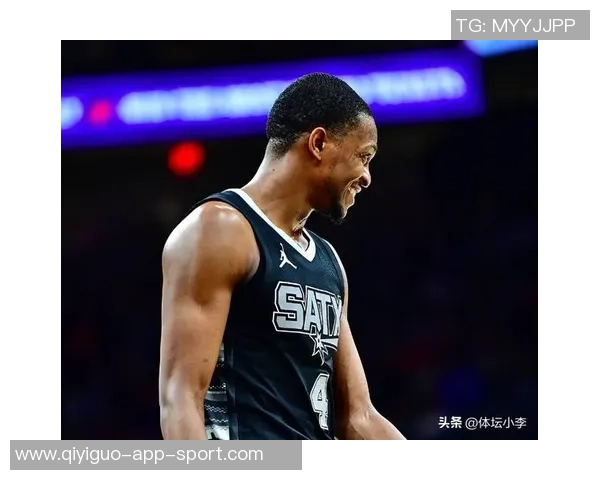 明天马刺对阵爵士福克斯因左内收肌紧张出战存疑